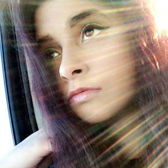 Meet your Posher, Michelle - Picture 1 of 1